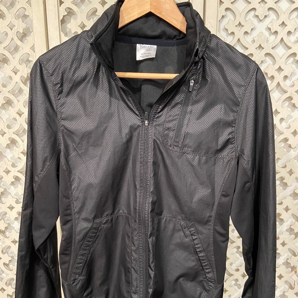 Danskin Now Black Reflective Lightweight Running Jacket XS